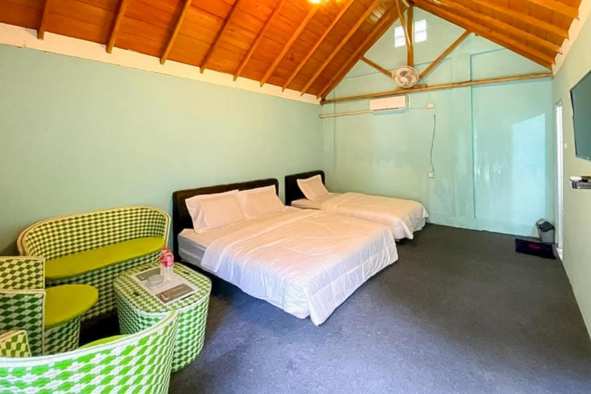 Reddoorz At Villa Waterfun Favour Pagar Alam Pagaralam Dış mekan fotoğraf