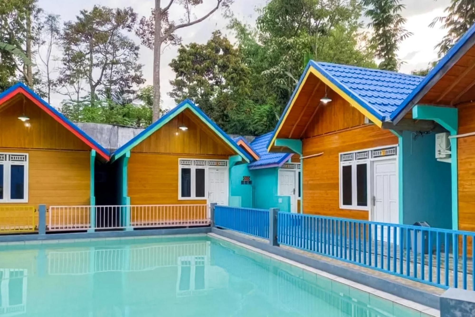 Reddoorz At Villa Waterfun Favour Pagar Alam Pagaralam Dış mekan fotoğraf